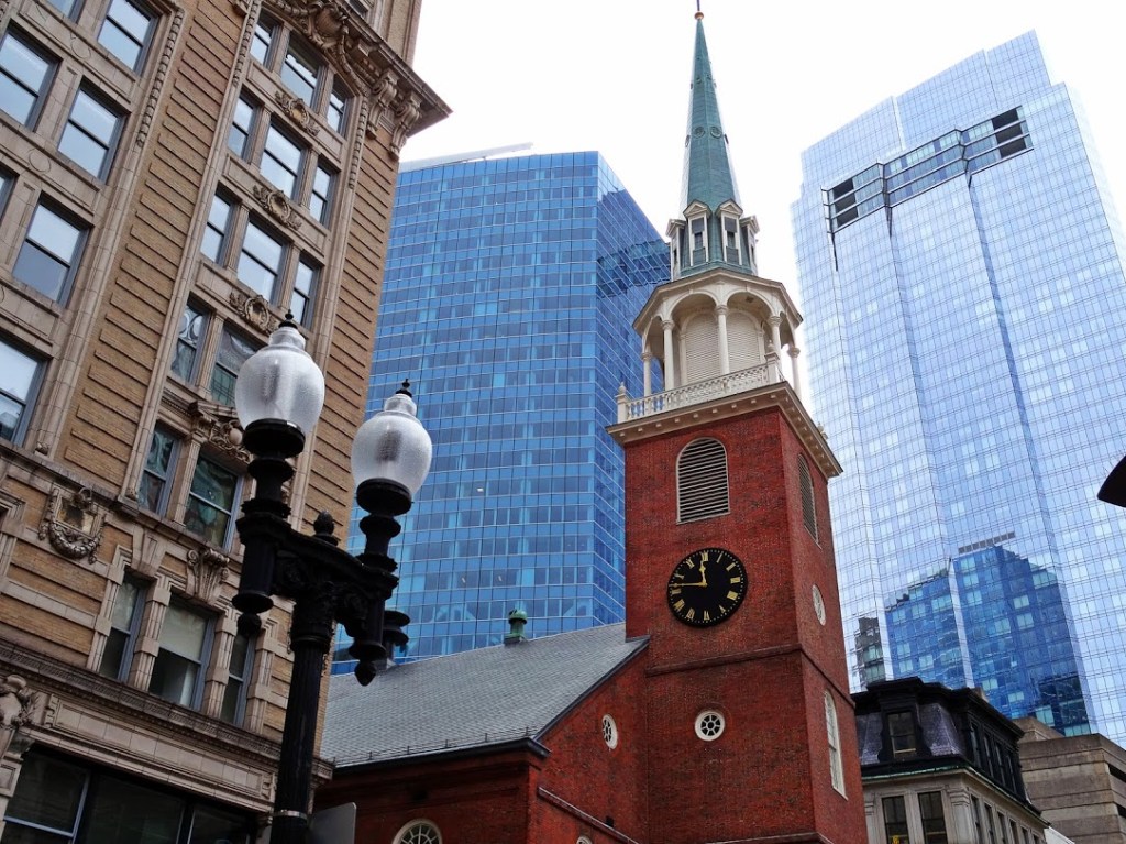 16+ Boston Sightseeing Pass Package